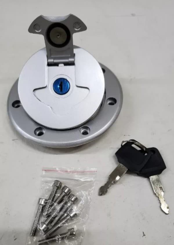 TAPA TANQUE ROUSER 180 DNA